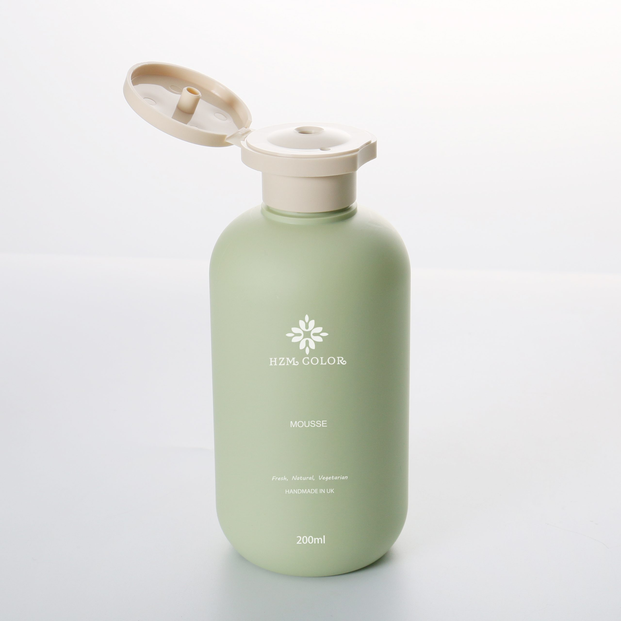 200ml 500ml 300ml 400ml Eco Friendly HDPE 250ML Green Round Squeeze Custom Empty Plastic Lotion Bottle Shampoo And Conditioner Bottles With Flip Top Cap  View More