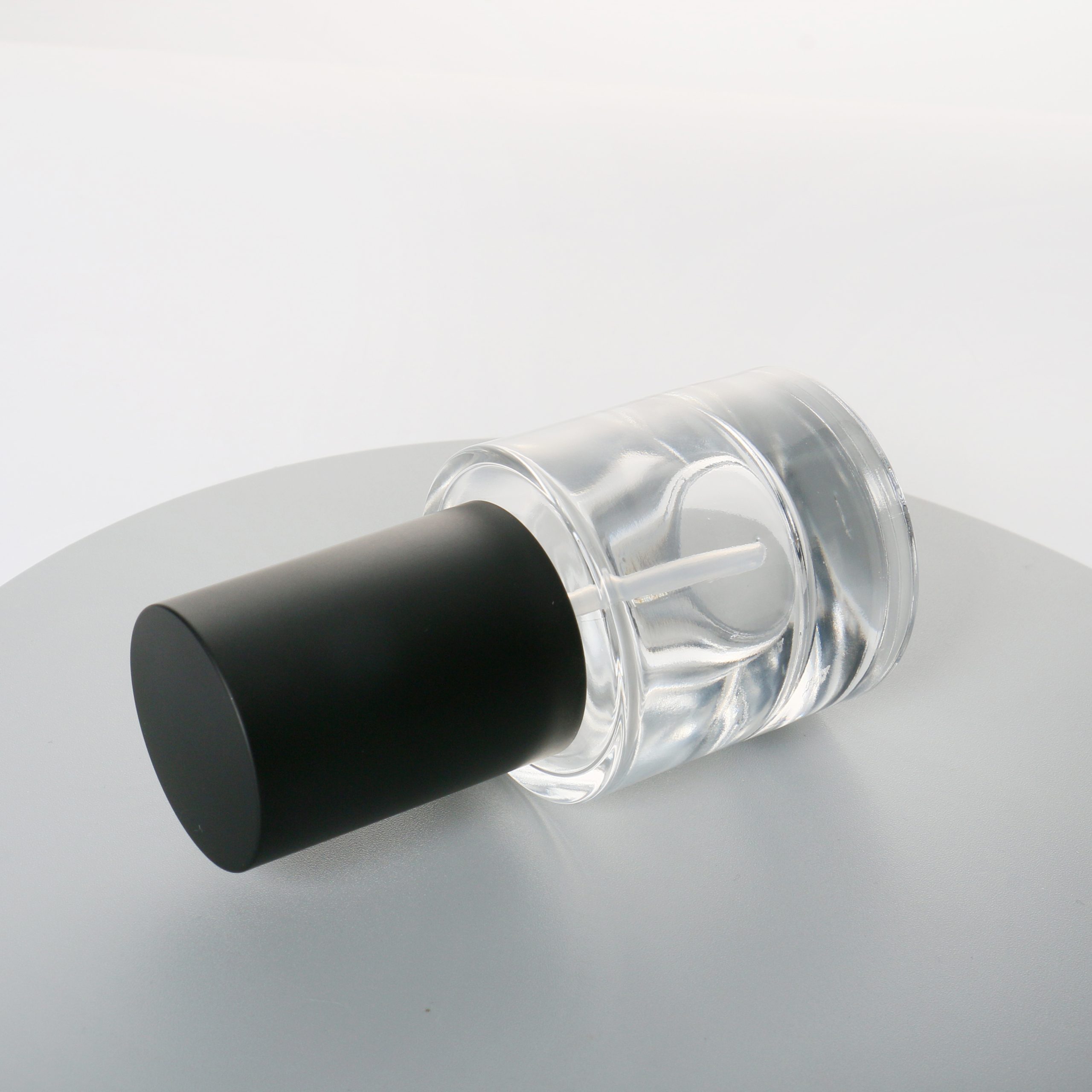 Luxury 30ml 50ml 100ml Clear Frosted Lotion Container Cream Liquid Foundation Bottle Cosmetic Glass Bottle With Pump