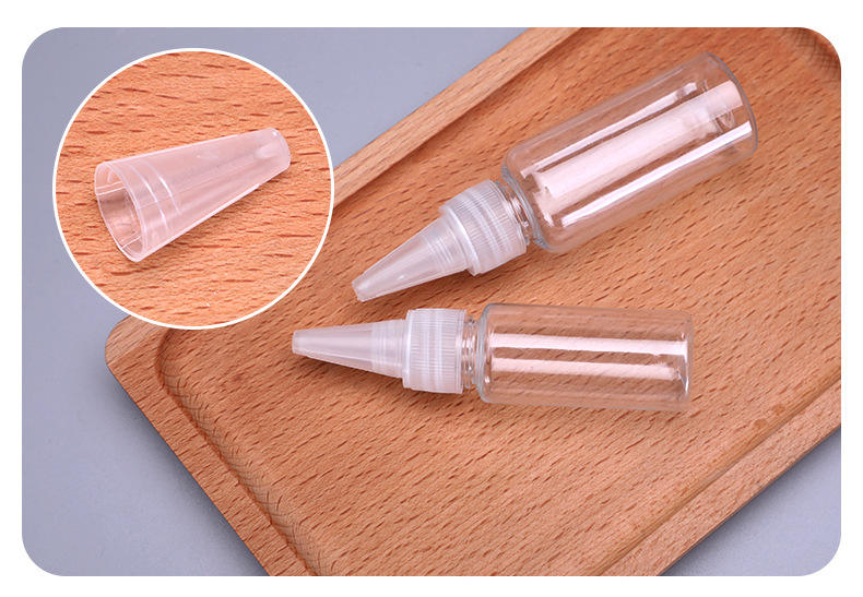 Wholesale 30ml 50ml 100ml 200ml 300ml Refillable Cosmetic Plastic Bottle Squeeze Bottle With Nozzle Twist Pointed Cap