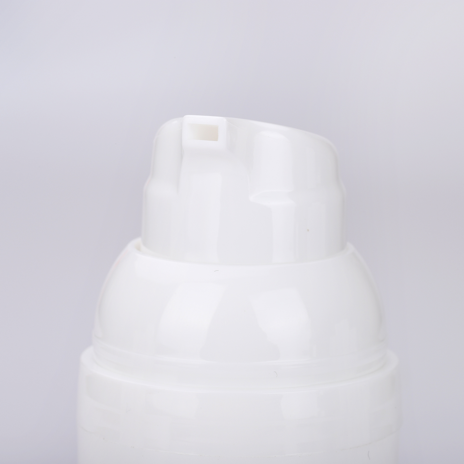 15ml 30ml 50ml Cosmetic Packaging Container White Pp Cosmetic Airless Pump Bottle