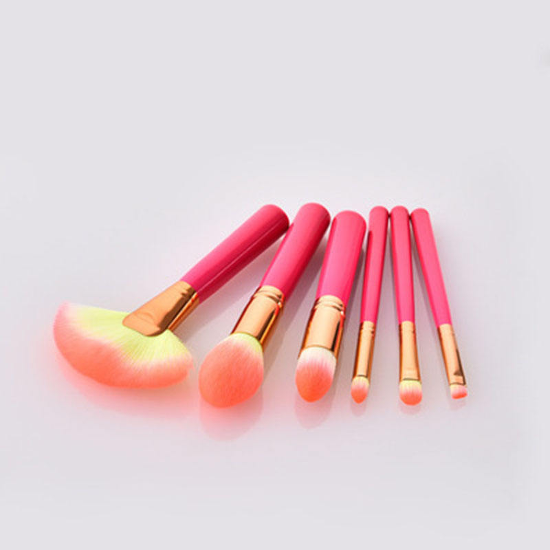 Hot Sale Six Colors Screen Printing Makeup Brushes 6Pcs Foundation Beauty Brush Set