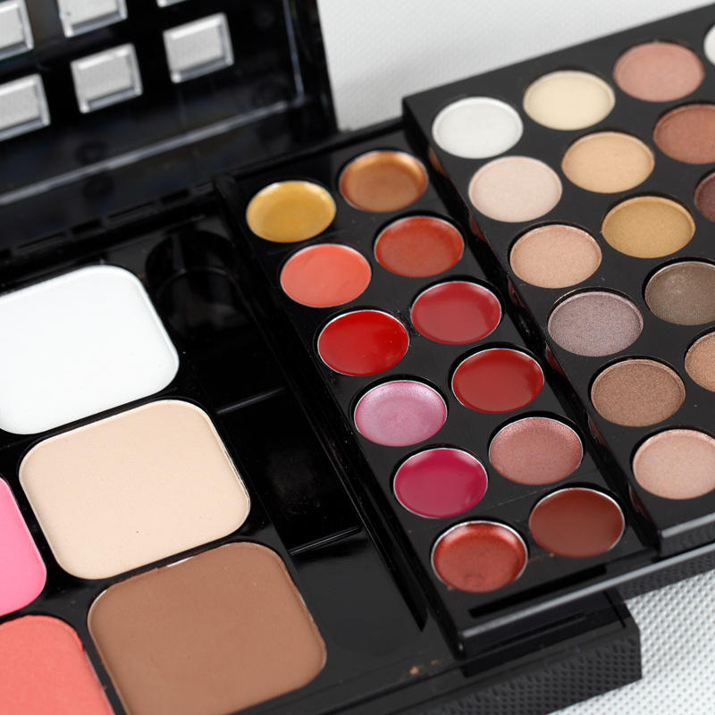 Make Up Set 48 Eye Shadow Palette 24 Lipstick 6 Foundation Face Powder Blush Eyeshadow Kit 78 Colors Eyeshadow Case