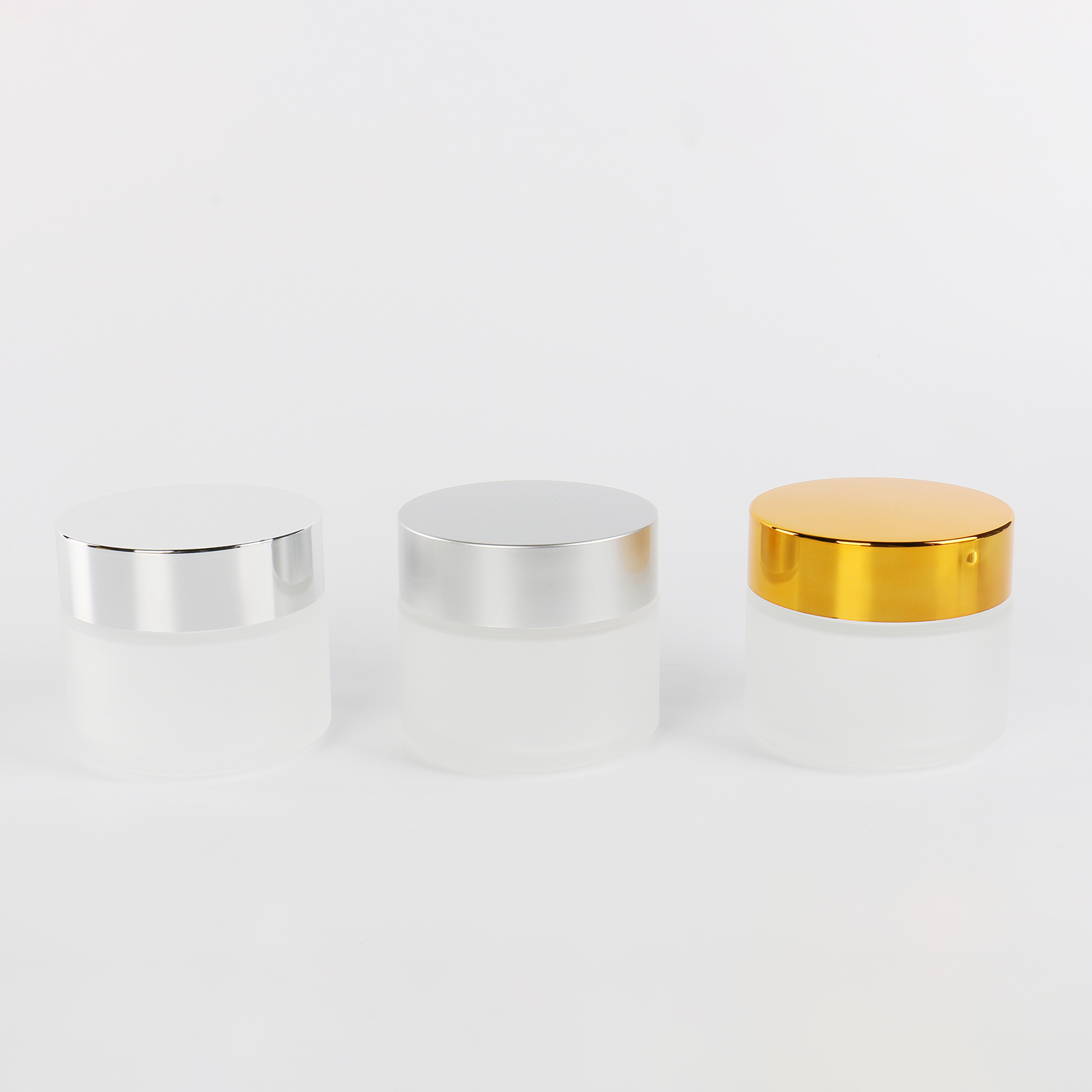 Luxury Face Cosmetic Packaging Containers Custom Empty Frosted Cosmetic Cream Glass Jar 100ml With Silver Gold Lid