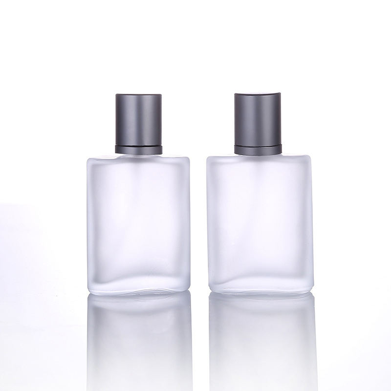 Luxury Recyclable 30ml 50ml 100ml Refillable Flat Square Frosted Glass Perfume Bottle With Pump Spray Cap