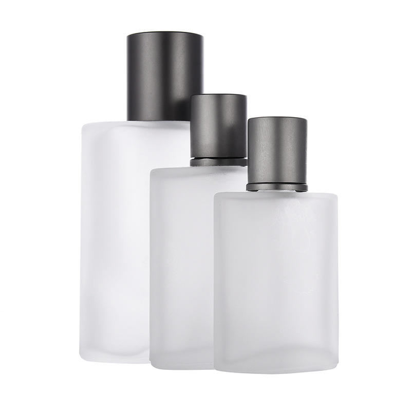 Luxury Recyclable 30ml 50ml 100ml Refillable Flat Square Frosted Glass Perfume Bottle With Pump Spray Cap