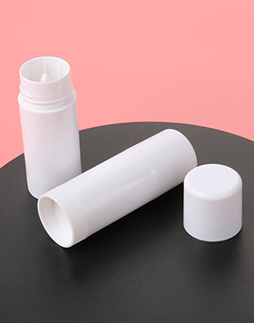 Moisturize White Wholesale Recycled Round Rotate Plastic Empty Mini Lipstick Lip Balm Container Tube Empty Lip Balm Tubes