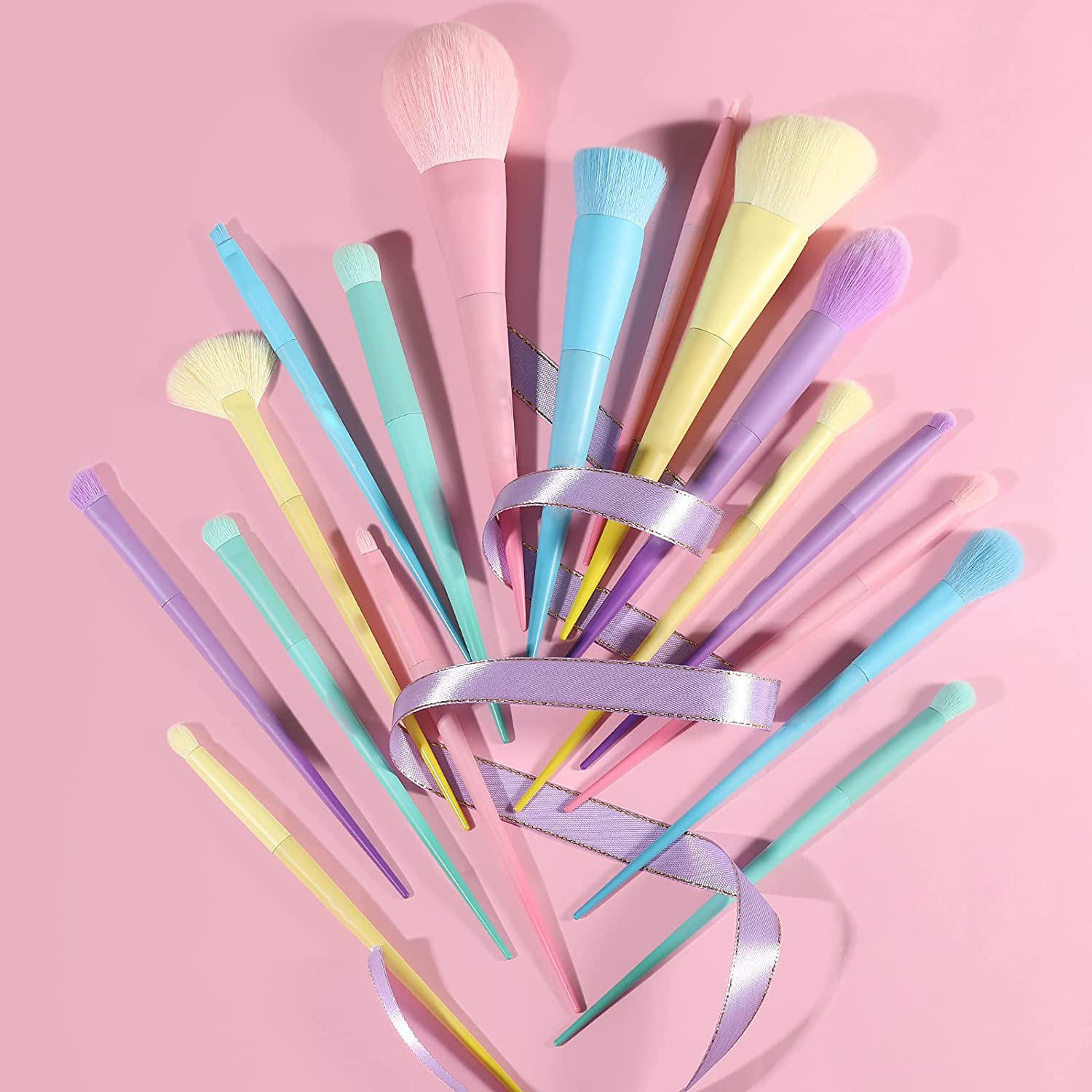 Mulit Color Synthetic Kabuki Blending Face Rainbow Make Up Brush Kit 17pcs Candy Color Makeup Brush SetsMulit Color Synthetic Kabuki Blending Face Rainbow Make Up Brush Kit 17pcs Candy Color Makeup Brush Sets