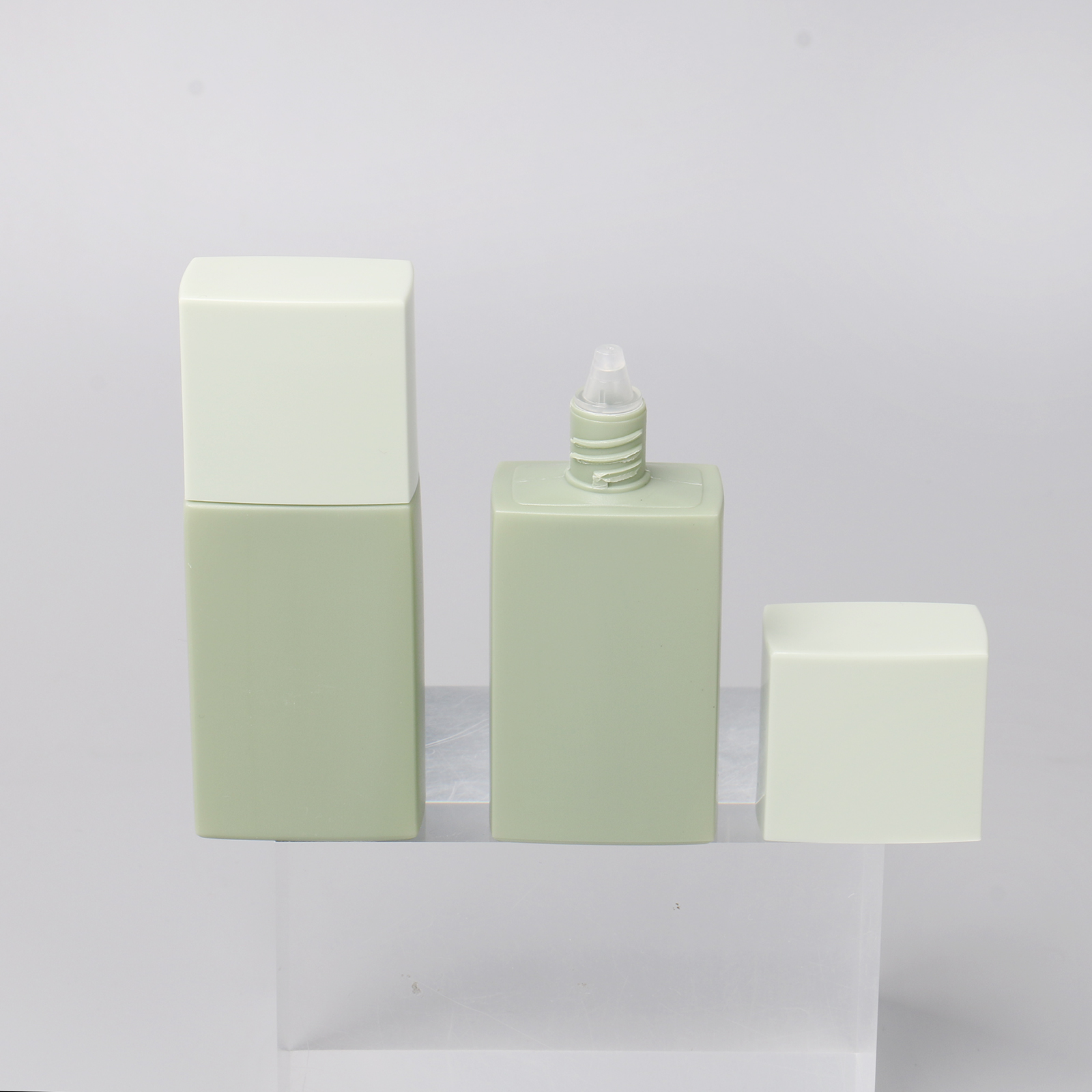 40ml Empty Cosmetic Plastic PE Packaging Pink Green Sunscreen Base Cream Squeeze Bottle With Screw Cap