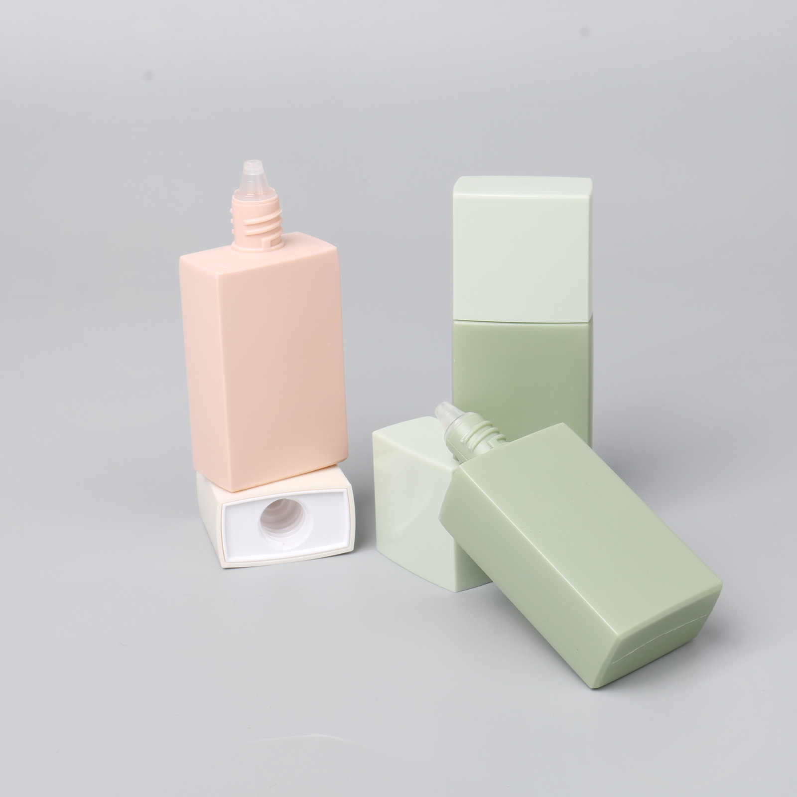 40ml Empty Cosmetic Plastic PE Packaging Pink Green Sunscreen Base Cream Squeeze Bottle With Screw Cap