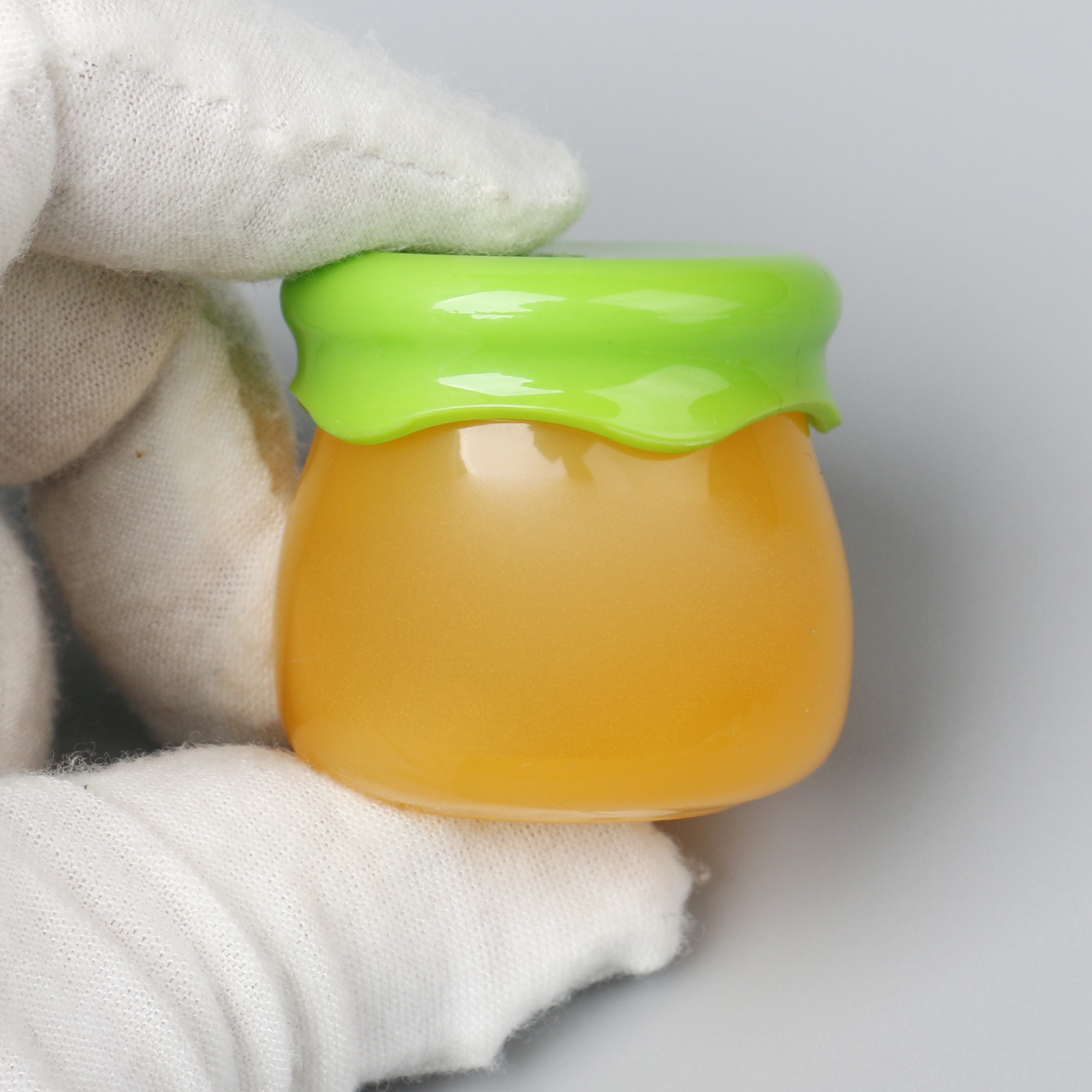 10g Mini Cute Unique Honey Lip Mask Cream Jar Empty Honey Lip Balm Pot Friendly Acrylic Plastic Jar For Cosmetic