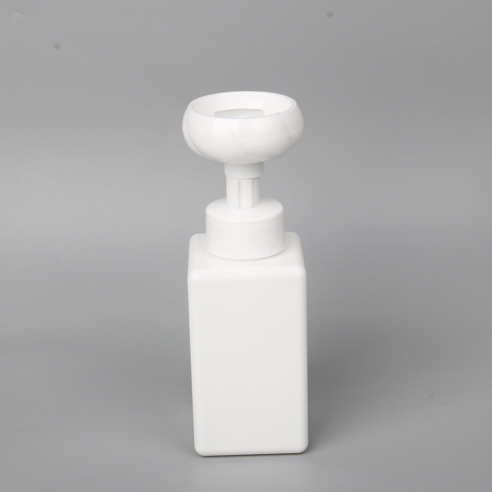 Refillable 250ml 450ml Square Facial Cleanser Soap Lotion Dispenser Pump Plastic Flower Shaped Foam Flower Bottle