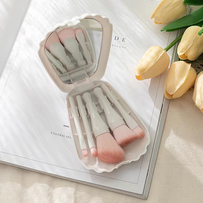 5 In 1 Two-Color Nanofiber Hair Mini Travel Portable Soft Makeup Brush Set With Shell Shape Cosmetic Mirror