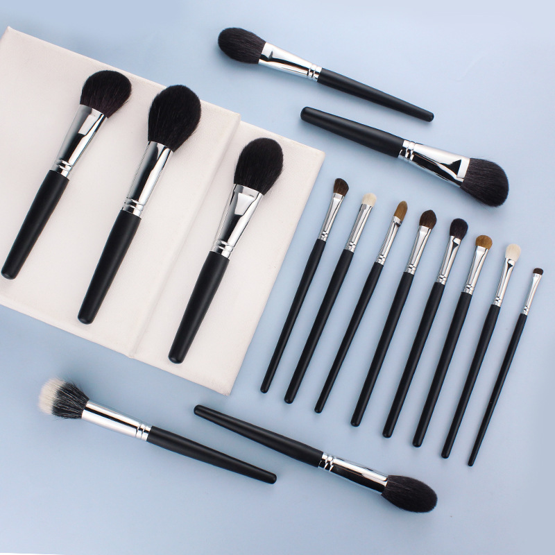 Custom Cosmetic Brushes 15pcs Professional Powder Highlight Eye Shadow Animal Real Wool Natural Hair Makeup Brush Set