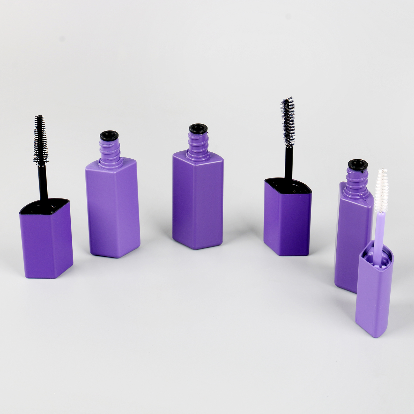 Refillable Color Diy Cosmetic Container 10ml Mascara Tube Box Hot Stamping Plastic Mascara Wand Tube