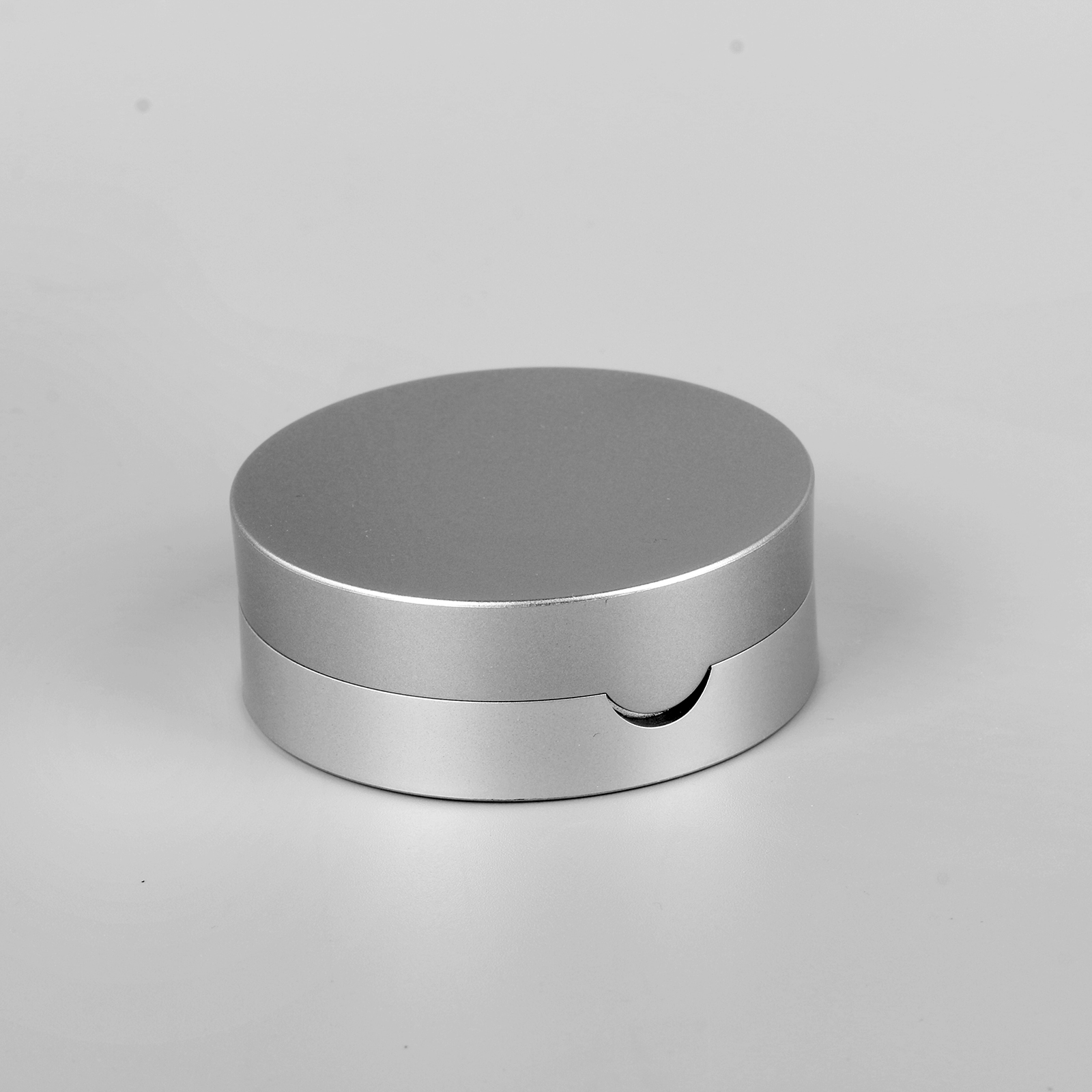 Empty Round Metal Finishing Middle Layers Loose Powder Container Matte Silver Plastic Compact Powder Case With Mirror