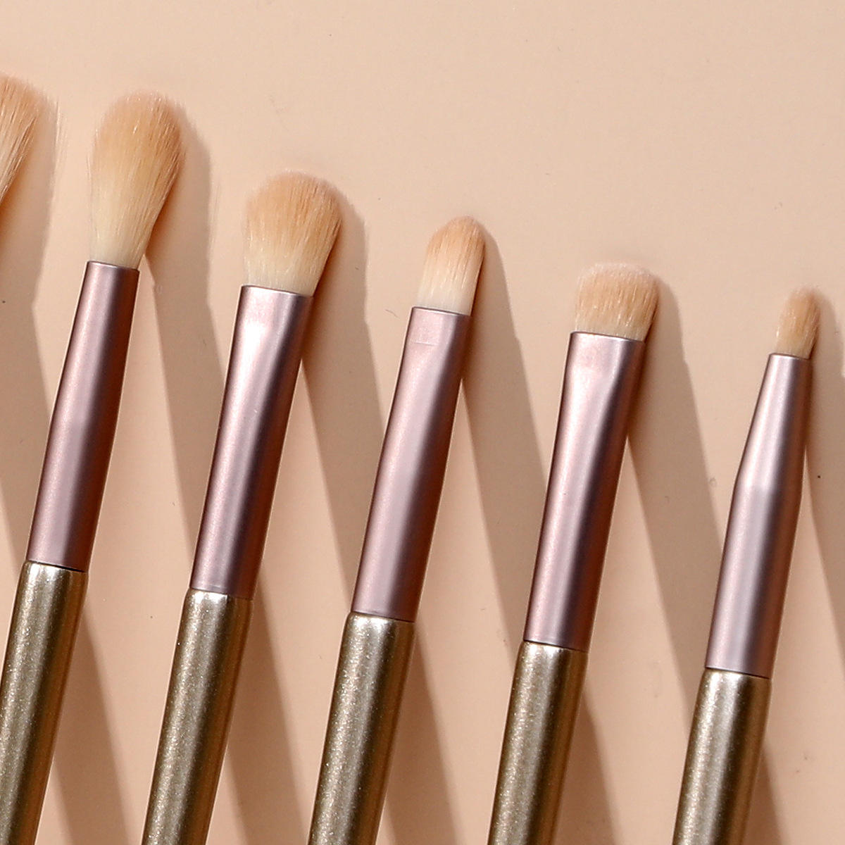 Custom Logo Professional 10 Pcs Champaign Gold Wood Handle Makeup Brushes High Quality Blending Makeup Brush Set