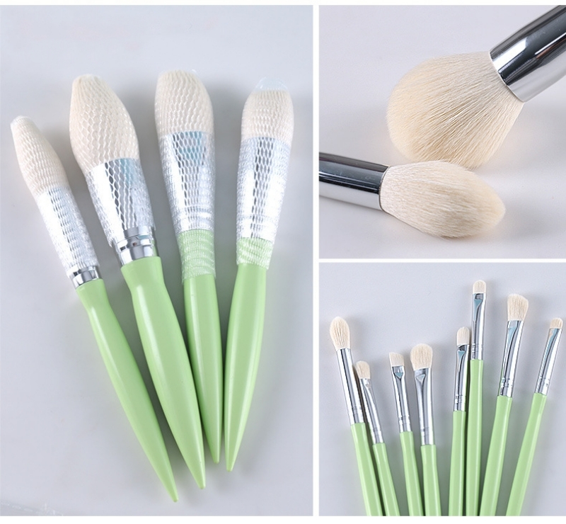 Private Label Soft Cosmetic Brush Set 12pcs Luxury Green Makeup Brush Set With Travel Portable Bag