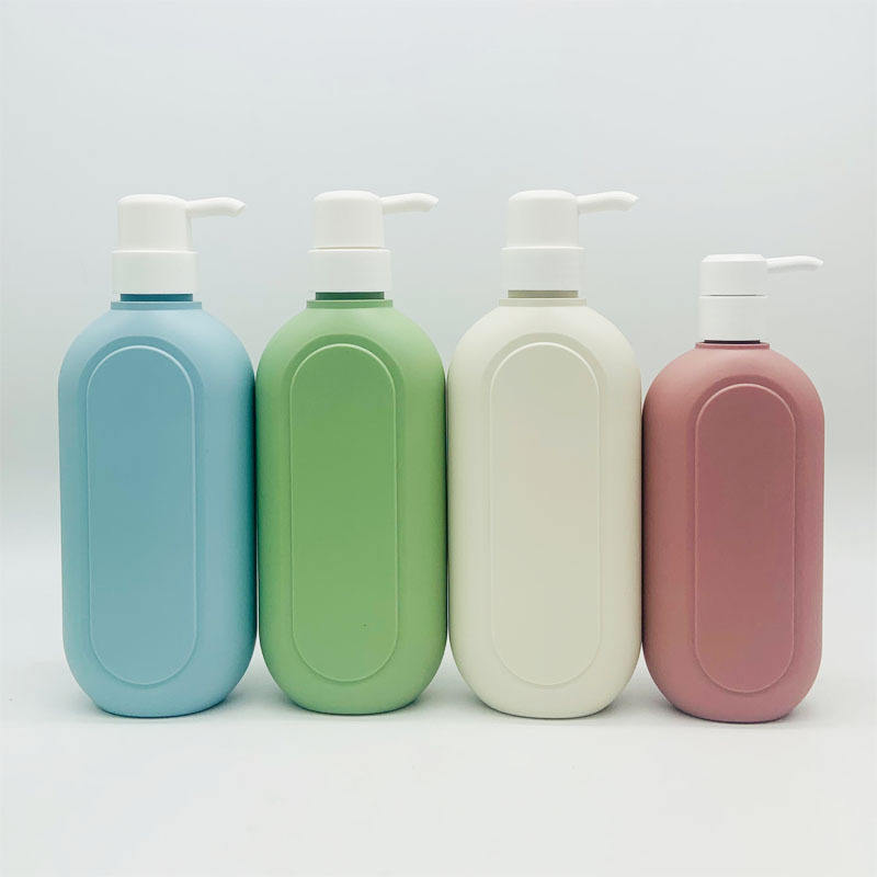 300ml 450ml Eco Friendly Refillable Body Wash Container PE Plastic Flat Round Empty Shampoo Bottle With Lotion Pump