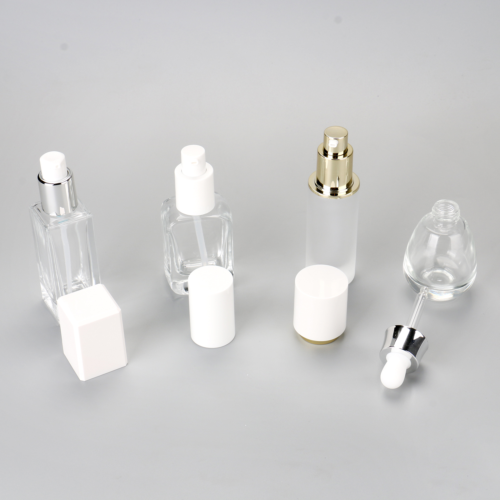 Essential Oil Glass Bottle Skincare Cream Lotion Bottle 30ml Clear Frosted Glass Cosmetic Packaging Bottle Set