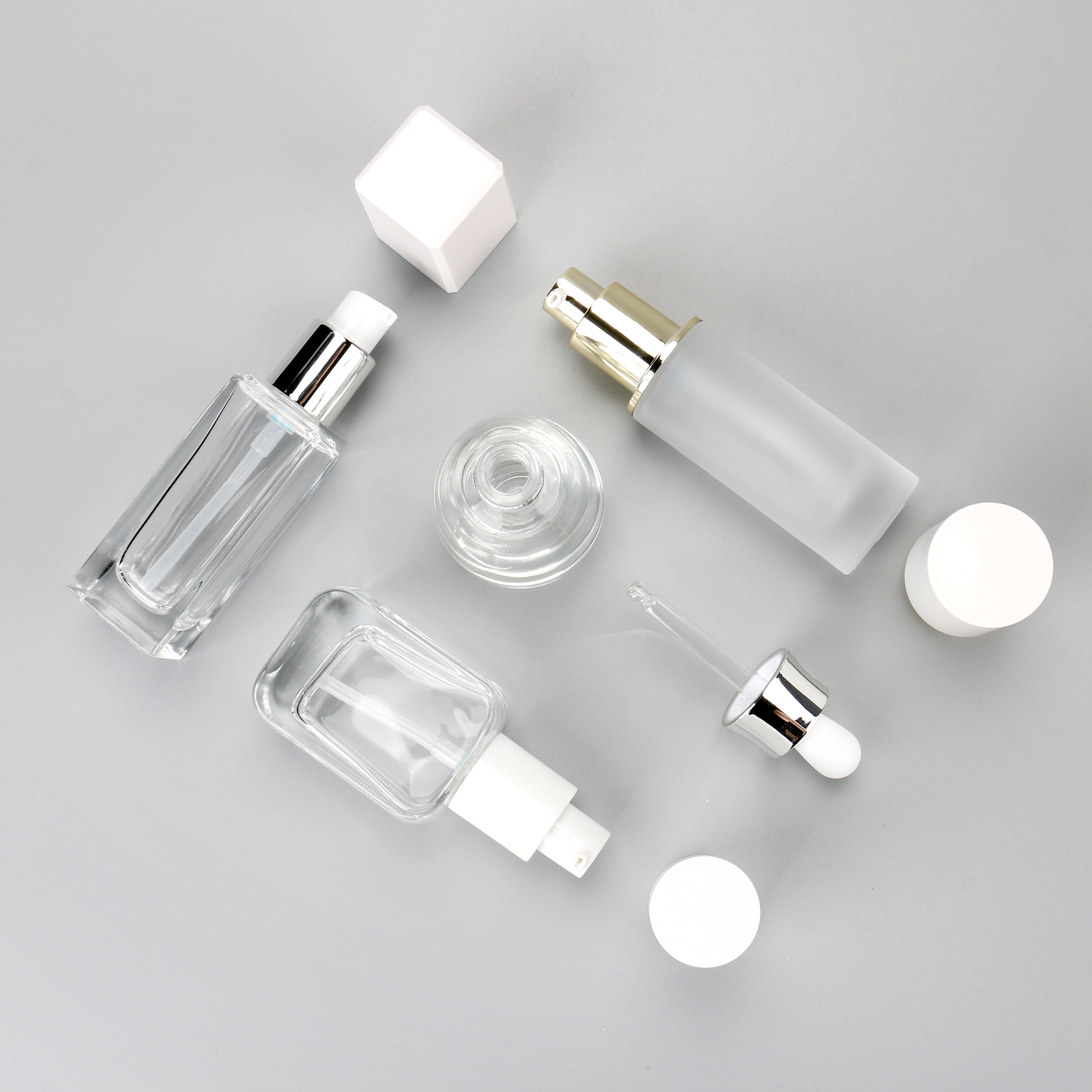 Essential Oil Glass Bottle Skincare Cream Lotion Bottle 30ml Clear Frosted Glass Cosmetic Packaging Bottle Set