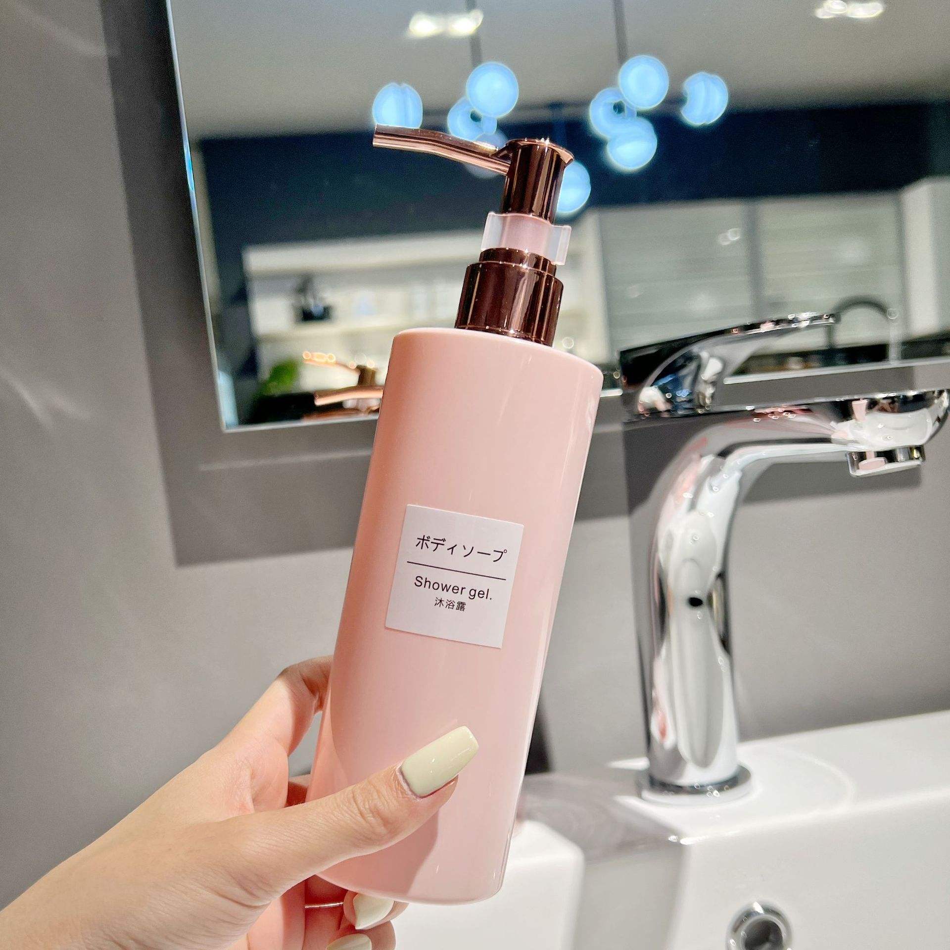 Empty Refillable Petg Pink 250ml 350ml Cosmetic Body Lotion Hand Wash Hair Gels Shampoo Makeup Remover Oil Bottles With Pump