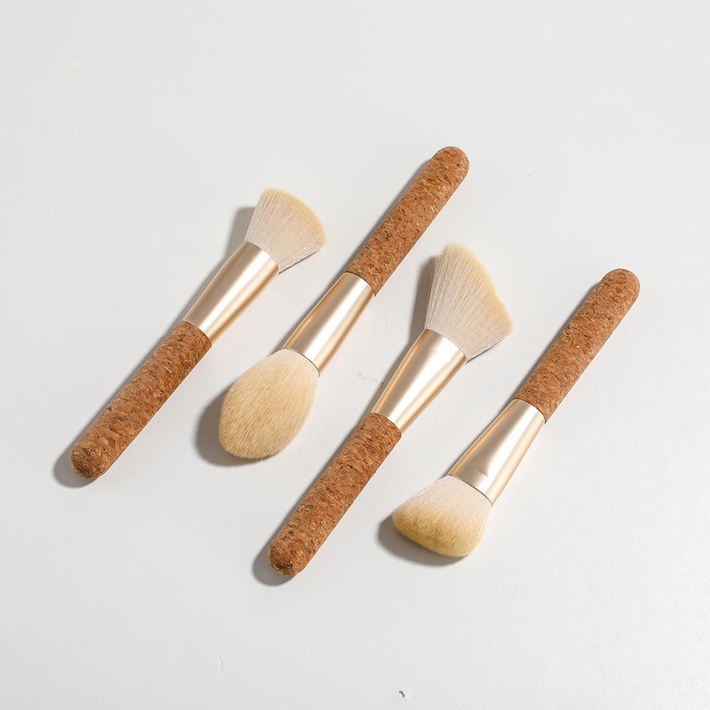 Custom Logo 4 Pcs Stacked Oak Wood Handle Makeup Brushes Vegan Irregular Soft Bristles Professional Makeup Brush Set