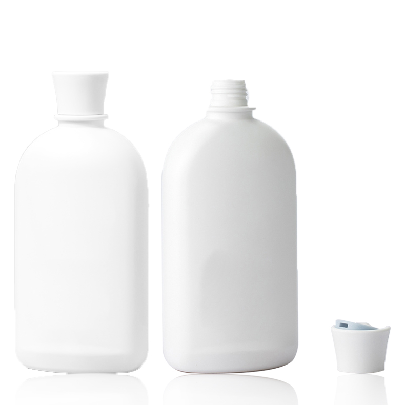 Custom 500ml Empty Flat Lotion Shampoo Bottle White HDPE Plastic Squeeze Bottles With Disc Cap