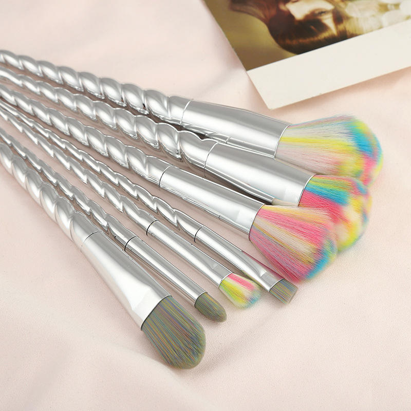 Portable Travel Colorful Bristles Cosmetic Brush Set 7pcs Luxury Unicorns Makeup Brushes With Silver Handle