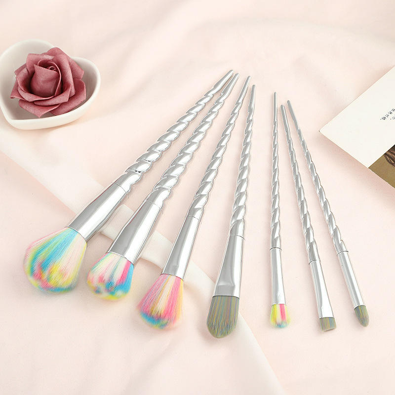 Portable Travel Colorful Bristles Cosmetic Brush Set 7pcs Luxury Unicorns Makeup Brushes With Silver Handle