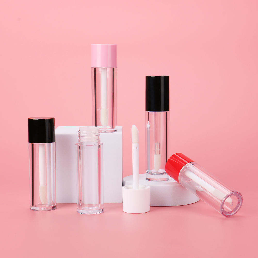 18.7ml  21ml Large Capacity Lip Gloss Tube Big Wand Empty Lip Oil Bottle Concealer Tube With Brush