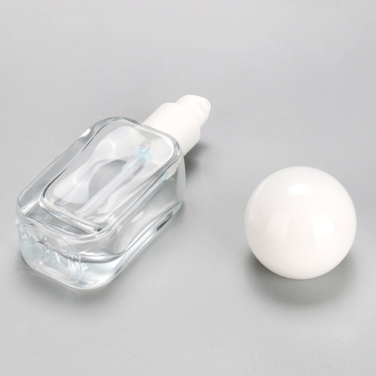 30ml Press Spray Essential Oil Foundation Cosmetics Packaging Thick Bottom Frosted Glass Lotion Pump Bottle With Ball Cap