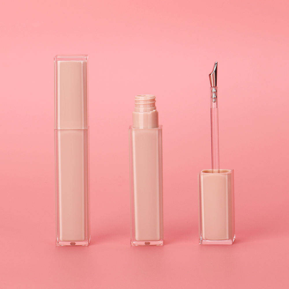 Empty Plastic Cosmetic Packaging Lipgloss Container Unique Lip Gloss Tubes With Metal Applicator