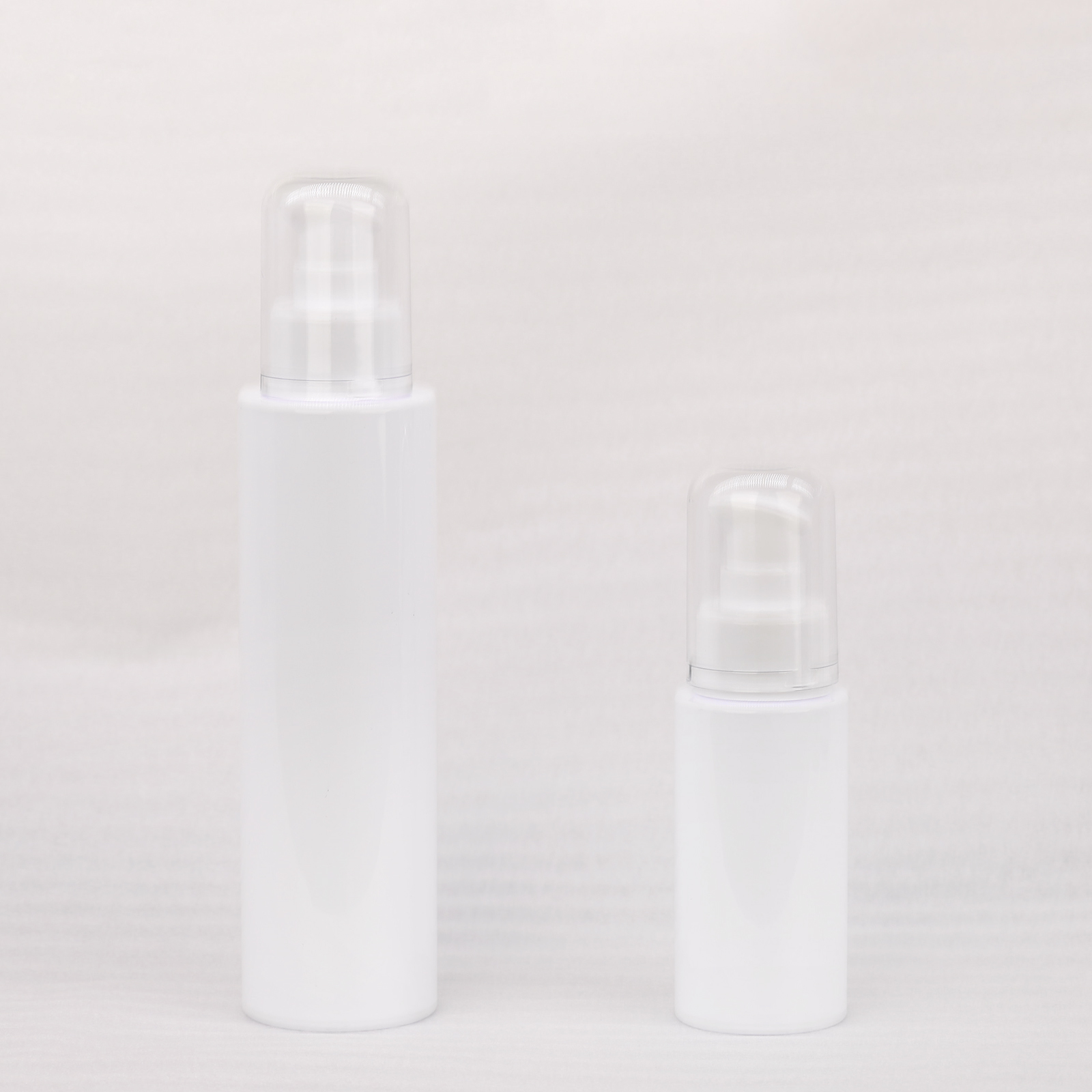 Cosmetic 60ml Empty Skincare Eye Cream Airless Pump Bottle 150ml White PET Plastic Vacuum Lotion Bottles